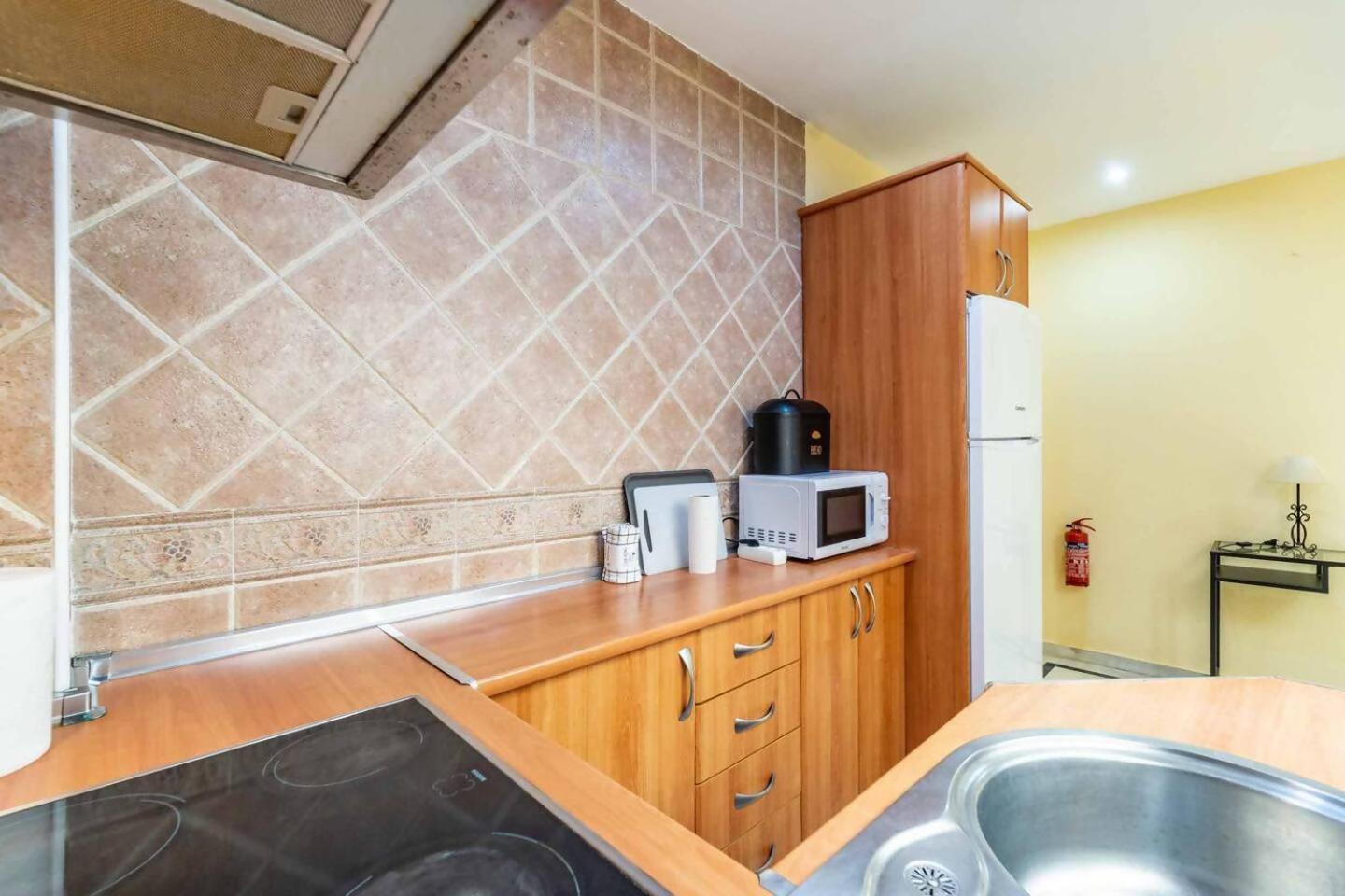 Cyv Centrally Located 1 Bed 1 Bath Near The Beach Fuengirola Exterior foto